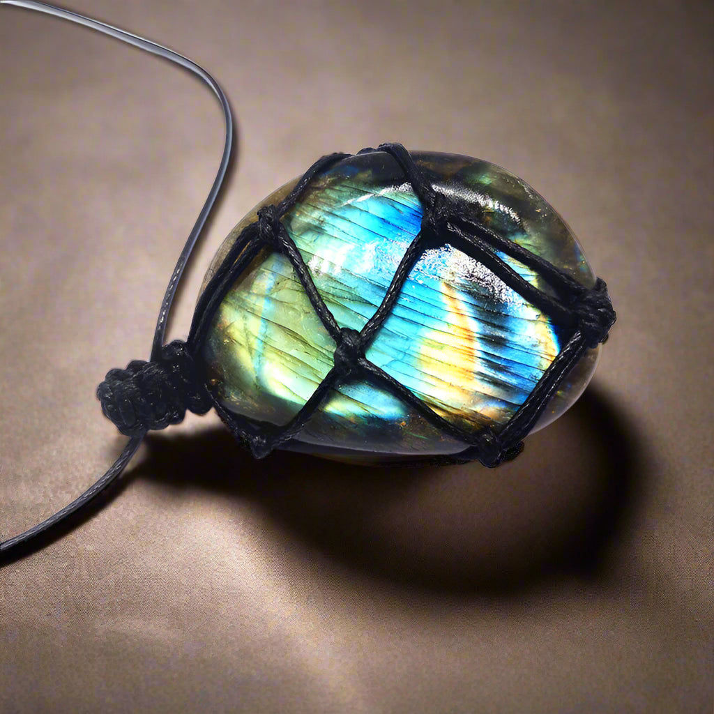 Labradorite Protection Amulet Pendant - side view