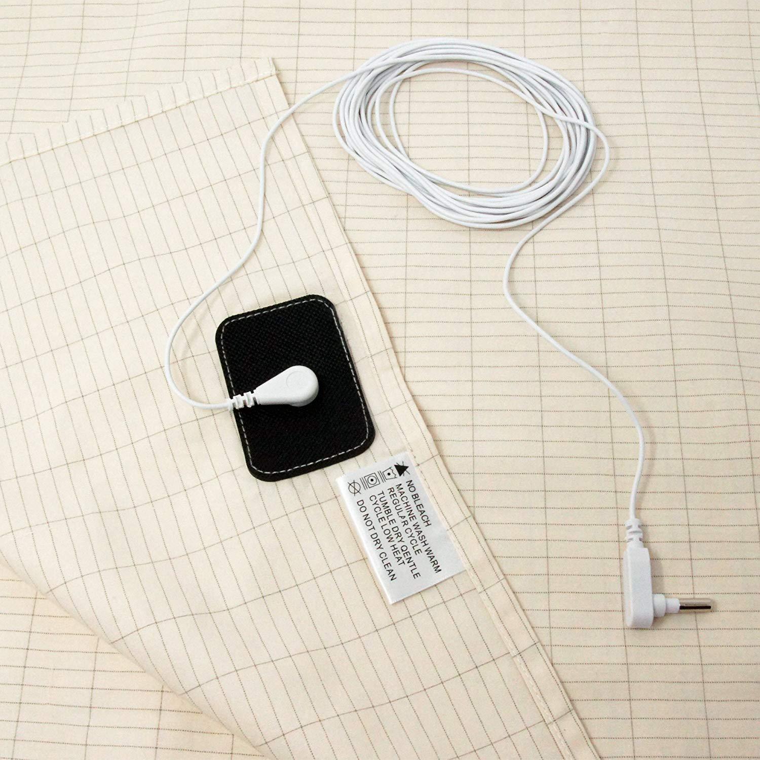 Close-up of Rejuviaa™ grounding sheet silver fiber grid